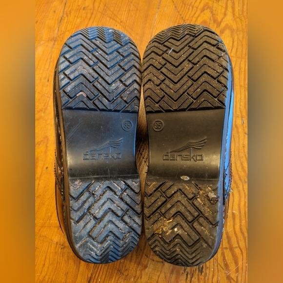 Dansko clogs - Picture 7 of 7